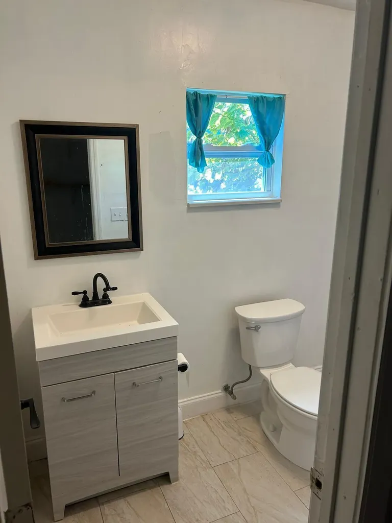 2739 Lincoln Street Hollywood FL 33020