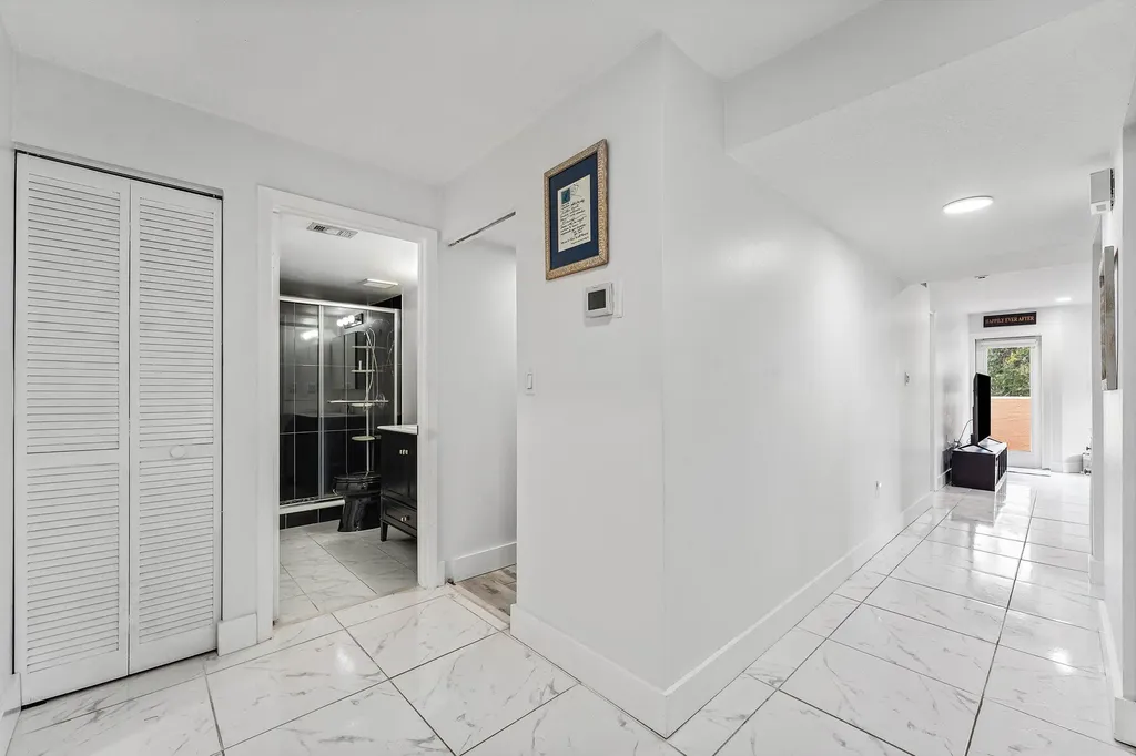 6614 Villa Sonrisa Drive Boca Raton FL 33433