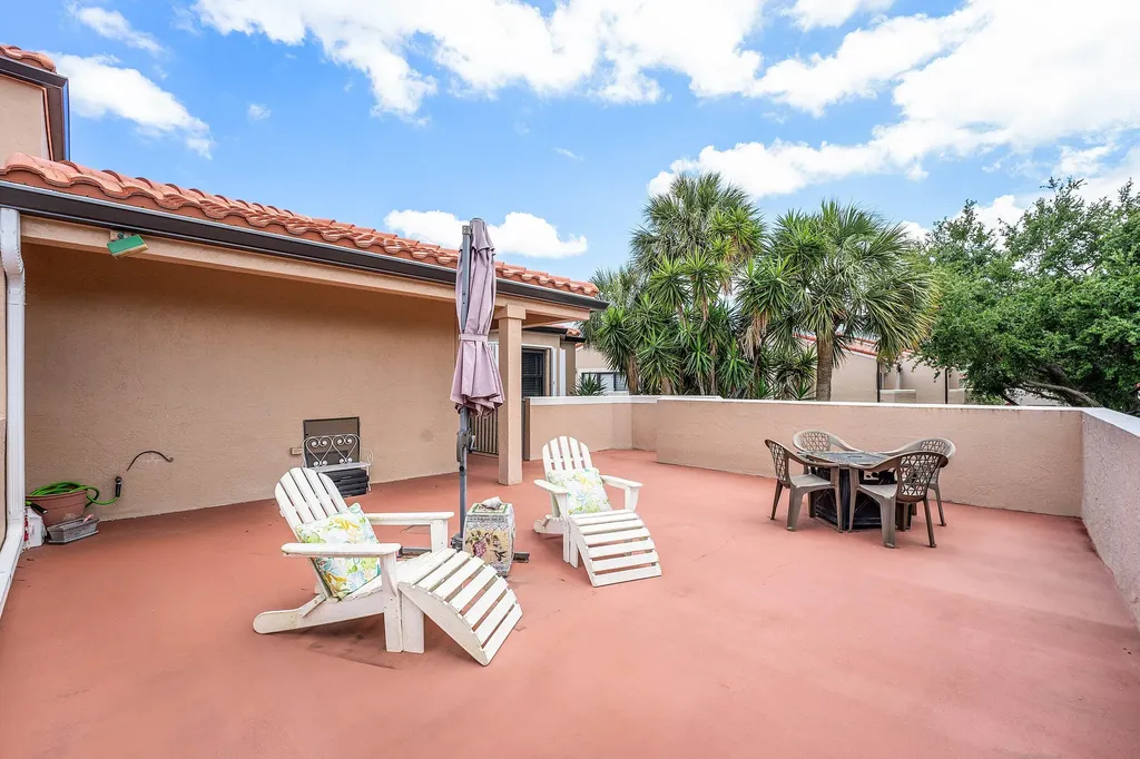 6614 Villa Sonrisa Drive Boca Raton FL 33433
