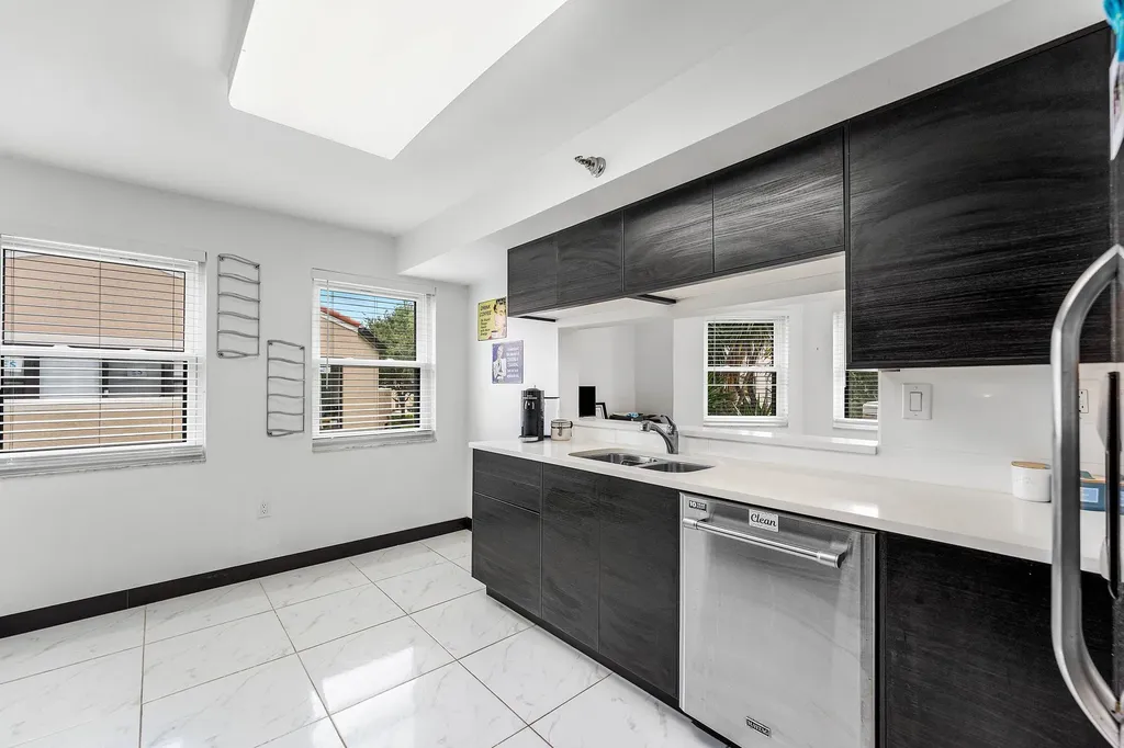 6614 Villa Sonrisa Drive Boca Raton FL 33433