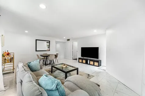 6614 Villa Sonrisa Drive Boca Raton FL 33433
