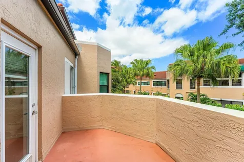 6614 Villa Sonrisa Drive Boca Raton FL 33433