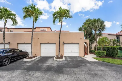 6614 Villa Sonrisa Drive Boca Raton FL 33433