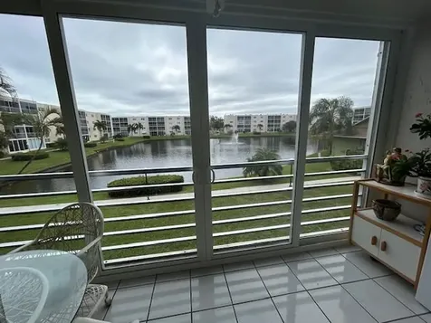 324 SE 10th Street Dania Beach FL 33004