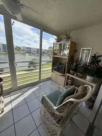324 SE 10th Street Dania Beach FL 33004