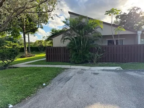 11750 Timbers Way Boca Raton FL 33428