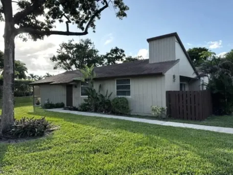 11750 Timbers Way Boca Raton FL 33428