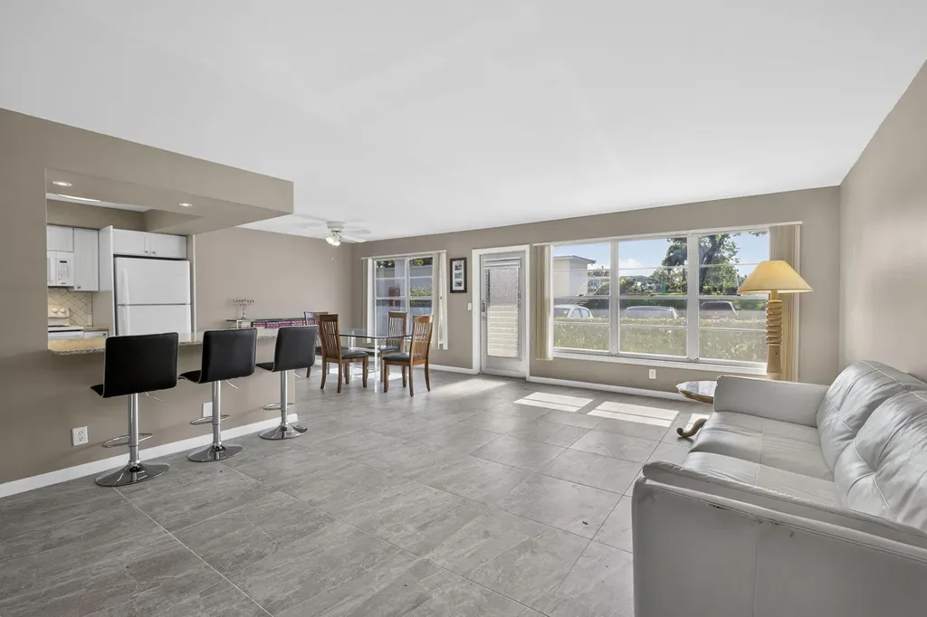 105 Greenbrier C West Palm Beach FL 33417