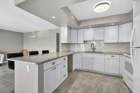 105 Greenbrier C West Palm Beach FL 33417