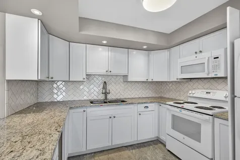 105 Greenbrier C West Palm Beach FL 33417