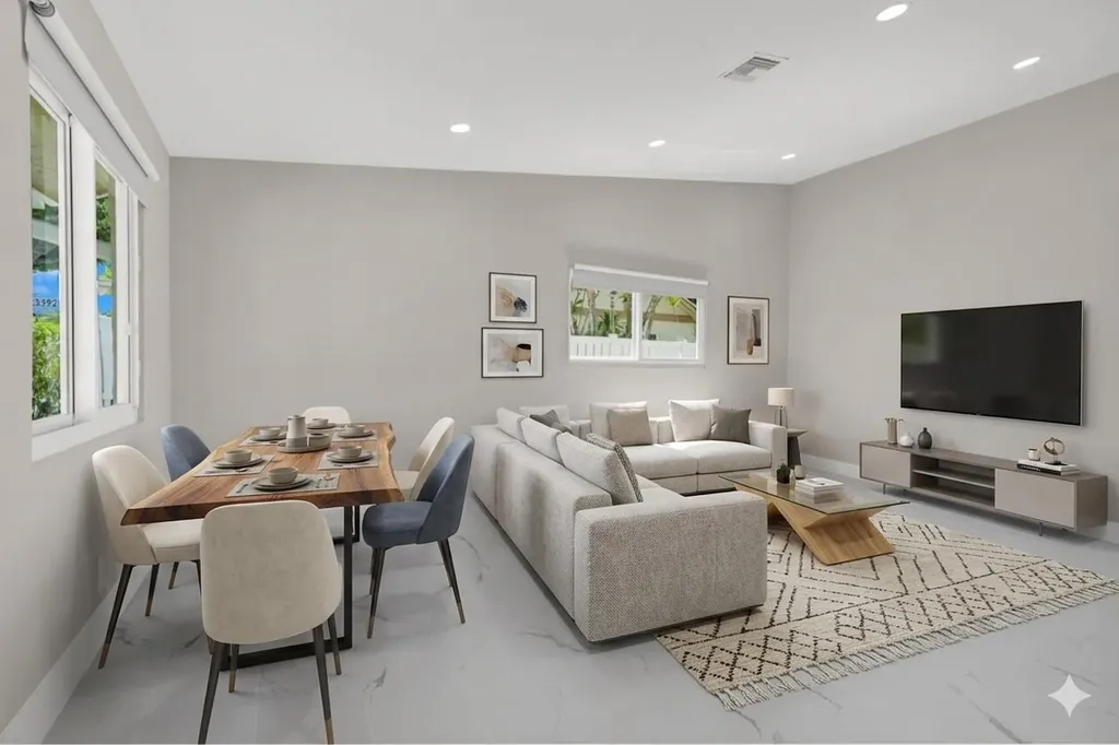23392 E Country Club Drive Drive E Boca Raton FL 33428