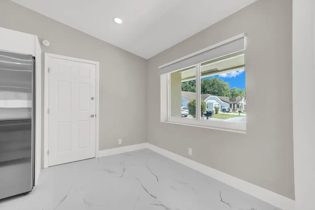 23392 E Country Club Drive Drive E Boca Raton FL 33428