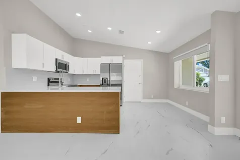 23392 E Country Club Drive Drive E Boca Raton FL 33428