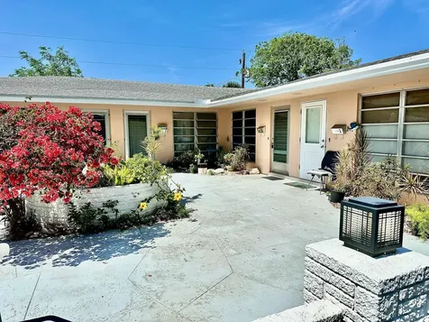 1261 SE 4th Street Deerfield Beach FL 33441
