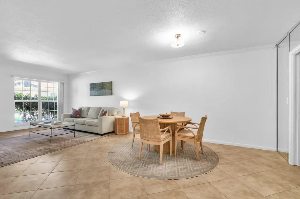 770 E Camino Boca Raton FL 33432