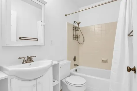770 E Camino Boca Raton FL 33432