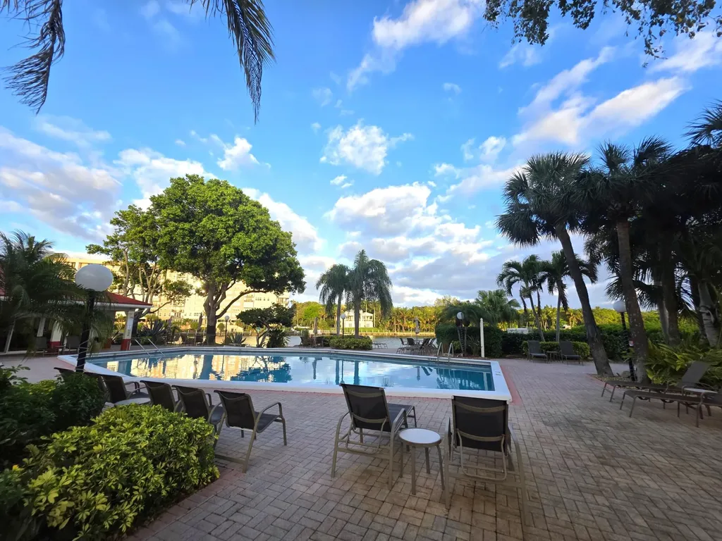 3100 NE 48th Court Lighthouse Point FL 33064
