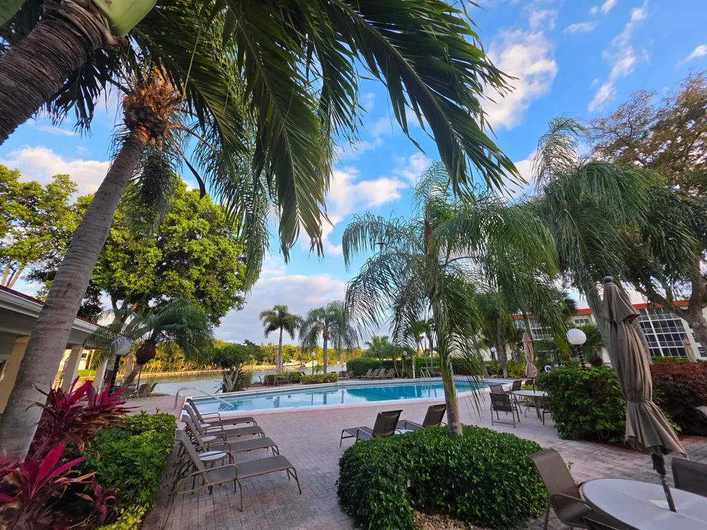 3100 NE 48th Court Lighthouse Point FL 33064