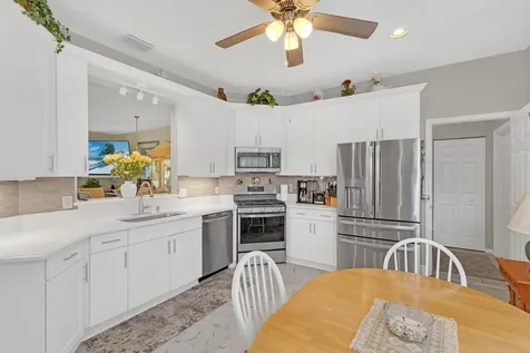 5780 W 1st Square Square SW Vero Beach FL 32968
