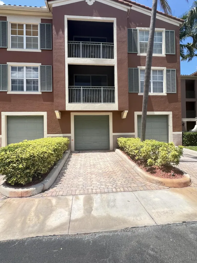 11780 St Andrews Place Wellington FL 33414
