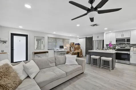 830 NE 59th Court Oakland Park FL 33334