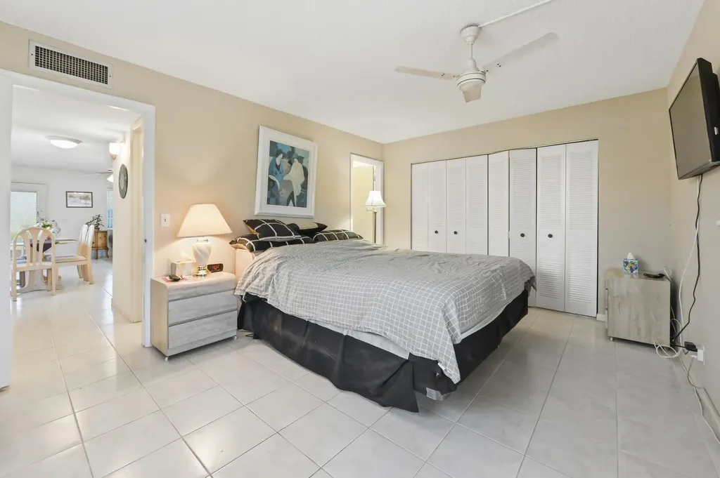 1 Burgundy Delray Beach FL 33484