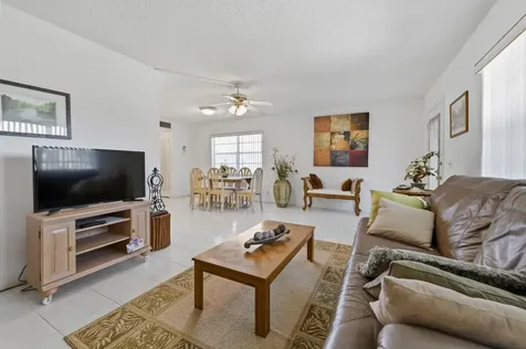 1 Burgundy Delray Beach FL 33484