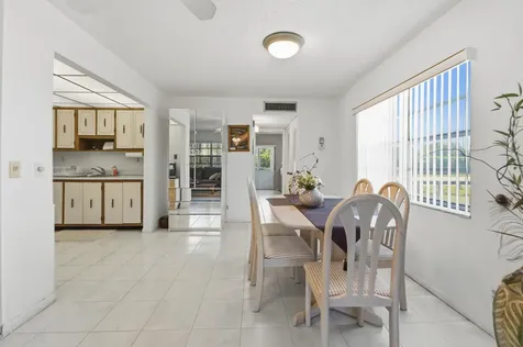 1 Burgundy Delray Beach FL 33484