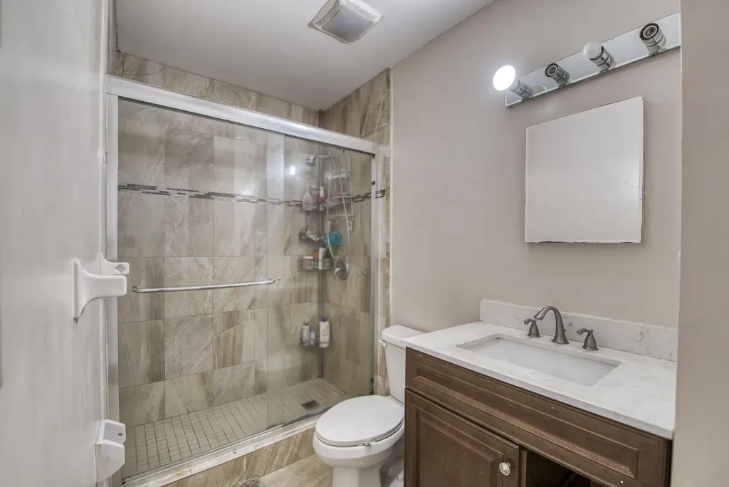 4125 NW 88th Avenue Coral Springs FL 33065