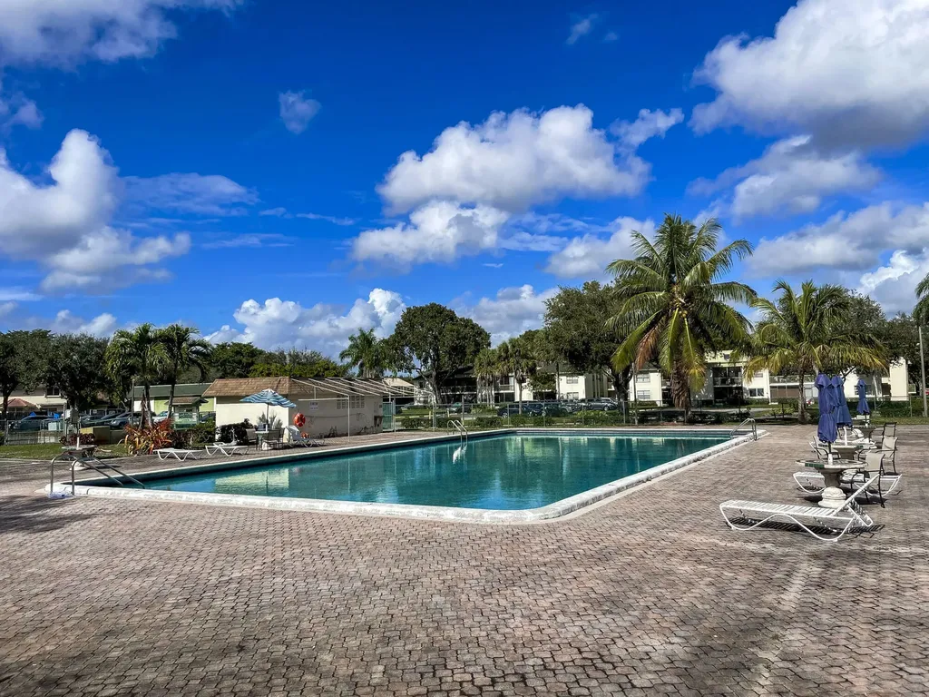 4125 NW 88th Avenue Coral Springs FL 33065