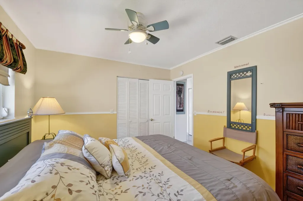 2111 NE 1st Court Boynton Beach FL 33435