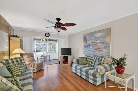 2111 NE 1st Court Boynton Beach FL 33435