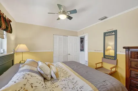 2111 NE 1st Court Boynton Beach FL 33435