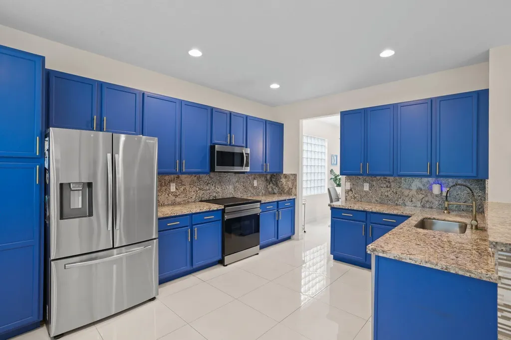 8203 Half Dome Court Boynton Beach FL 33473