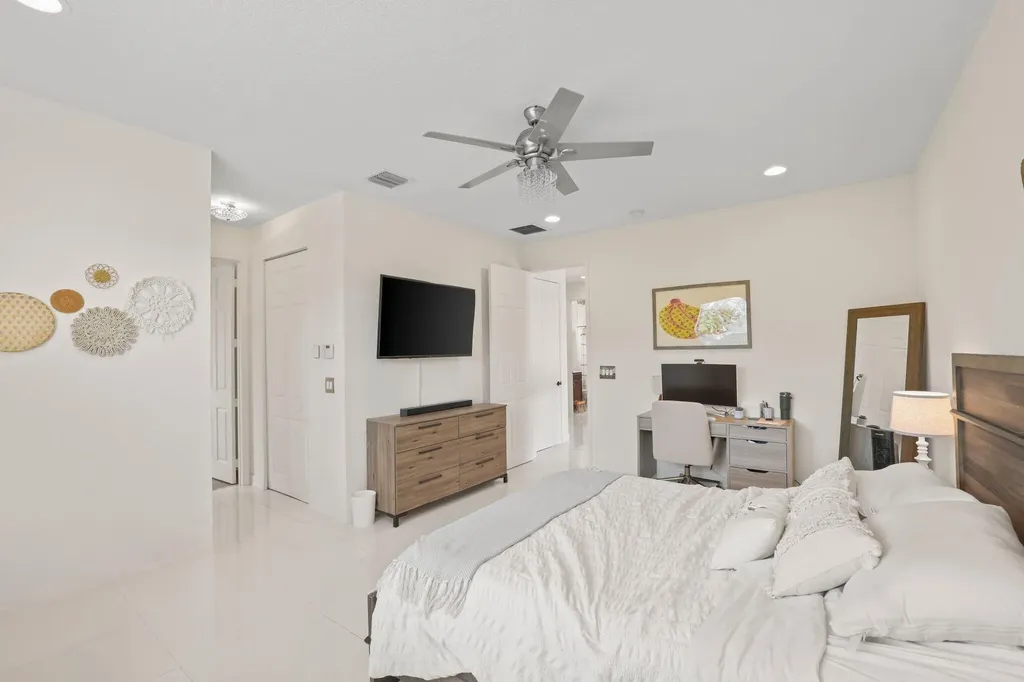 8203 Half Dome Court Boynton Beach FL 33473