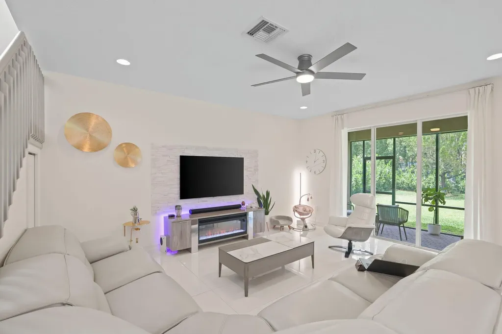 8203 Half Dome Court Boynton Beach FL 33473