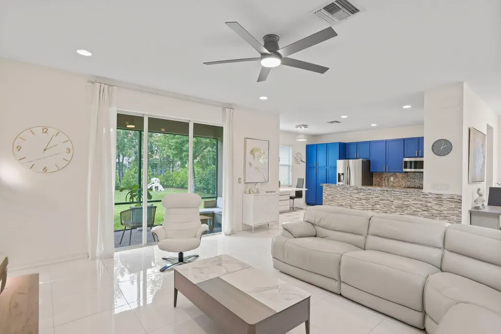 8203 Half Dome Court Boynton Beach FL 33473