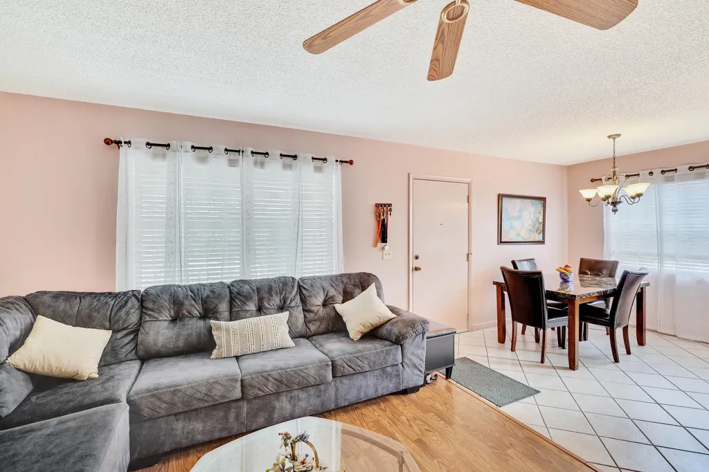 376 Piedmont H Delray Beach FL 33484