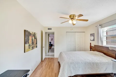 376 Piedmont H Delray Beach FL 33484