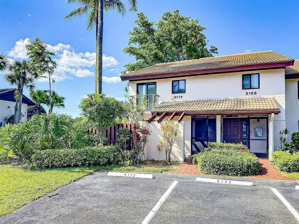 5172 S Fountains Drive Drive S Lake Worth FL 33467