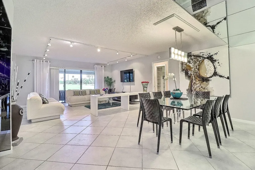 5172 S Fountains Drive Drive S Lake Worth FL 33467