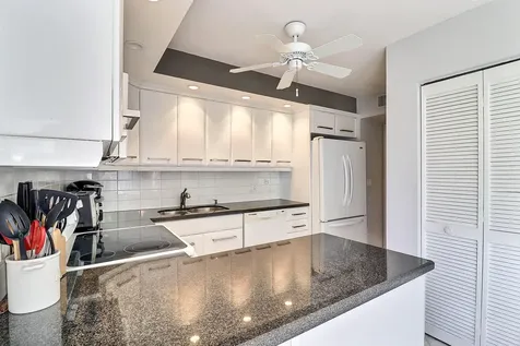 5172 S Fountains Drive Drive S Lake Worth FL 33467