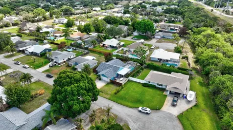 150 9th Court Vero Beach FL 32962