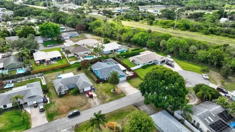 150 9th Court Vero Beach FL 32962