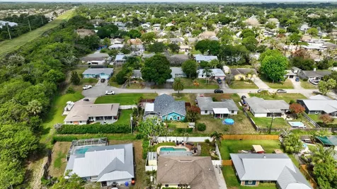 150 9th Court Vero Beach FL 32962