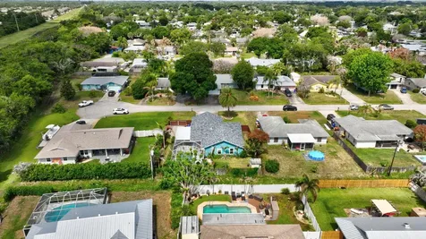 150 9th Court Vero Beach FL 32962