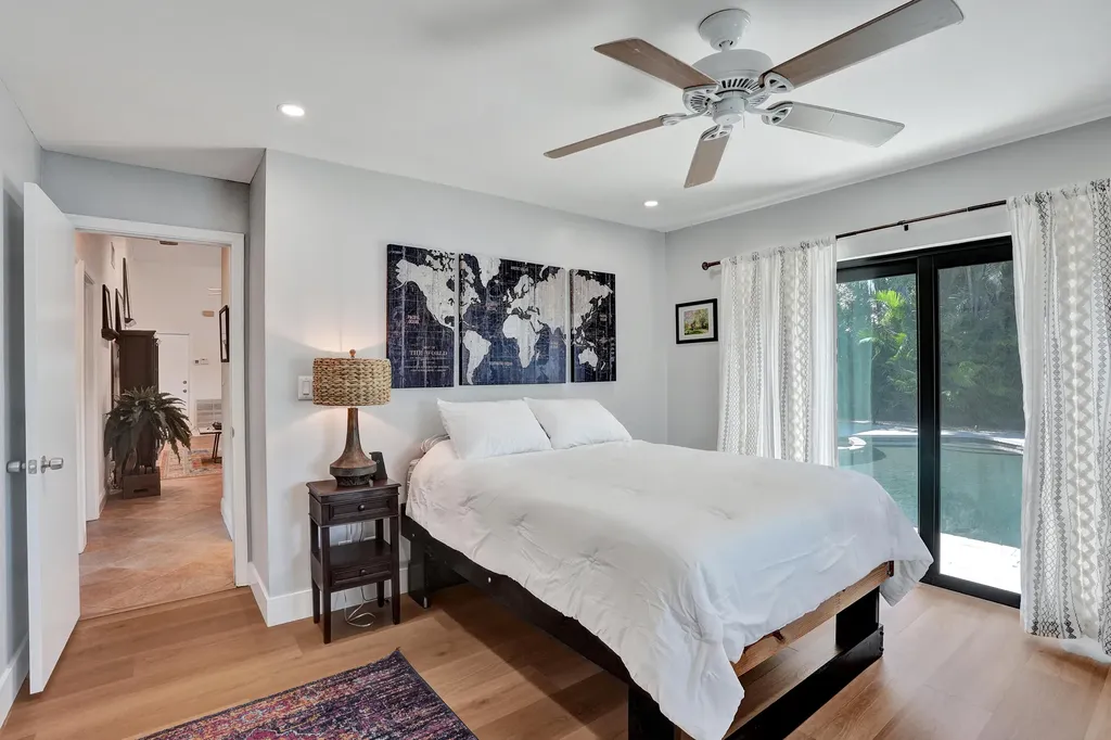 5102 NW 59th Way Coral Springs FL 33067