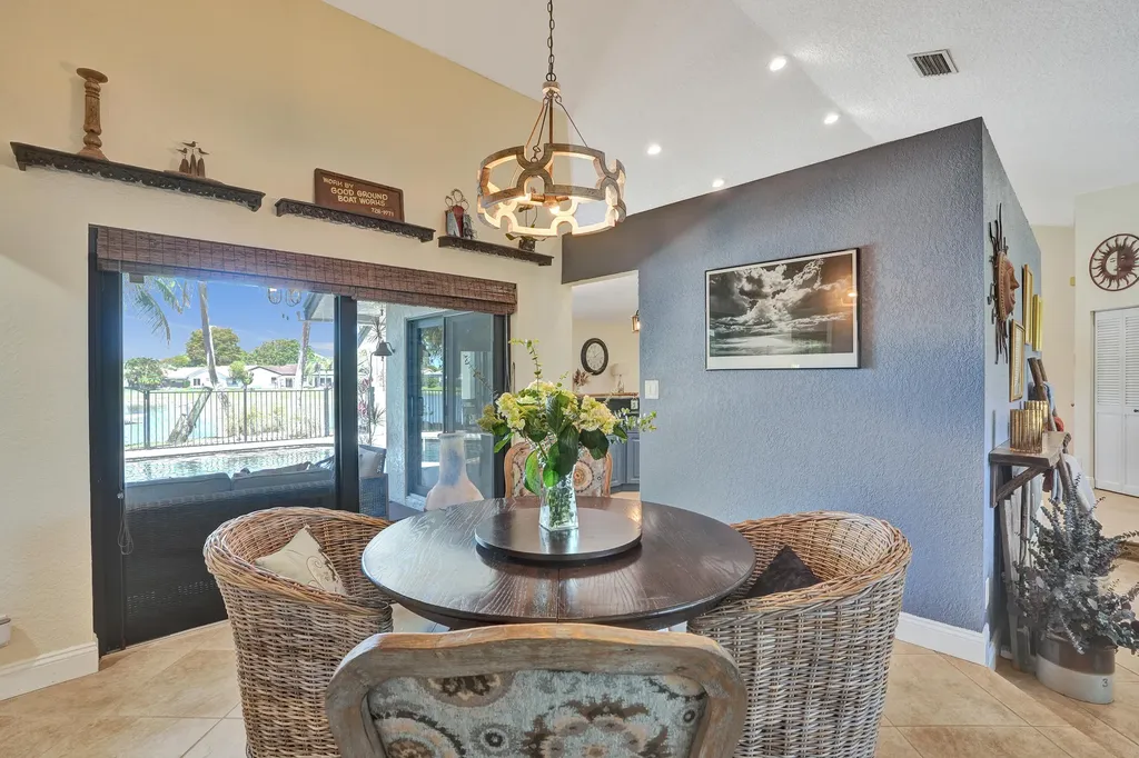 5102 NW 59th Way Coral Springs FL 33067
