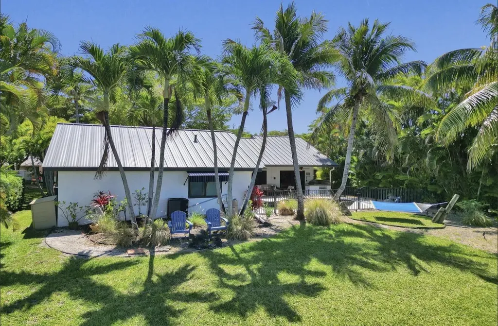 5102 NW 59th Way Coral Springs FL 33067