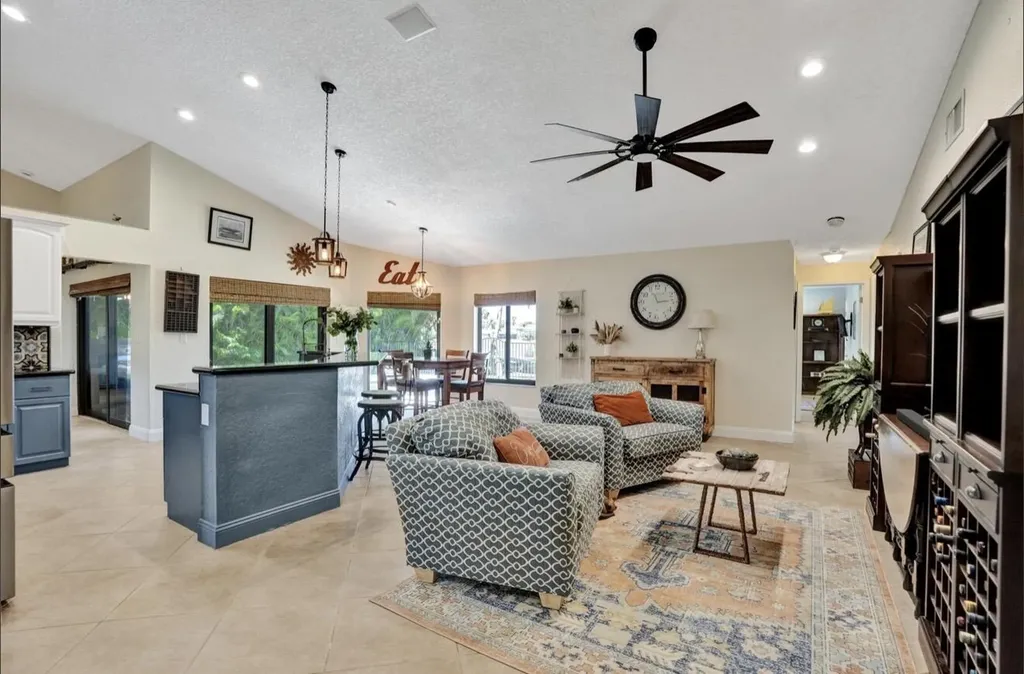 5102 NW 59th Way Coral Springs FL 33067